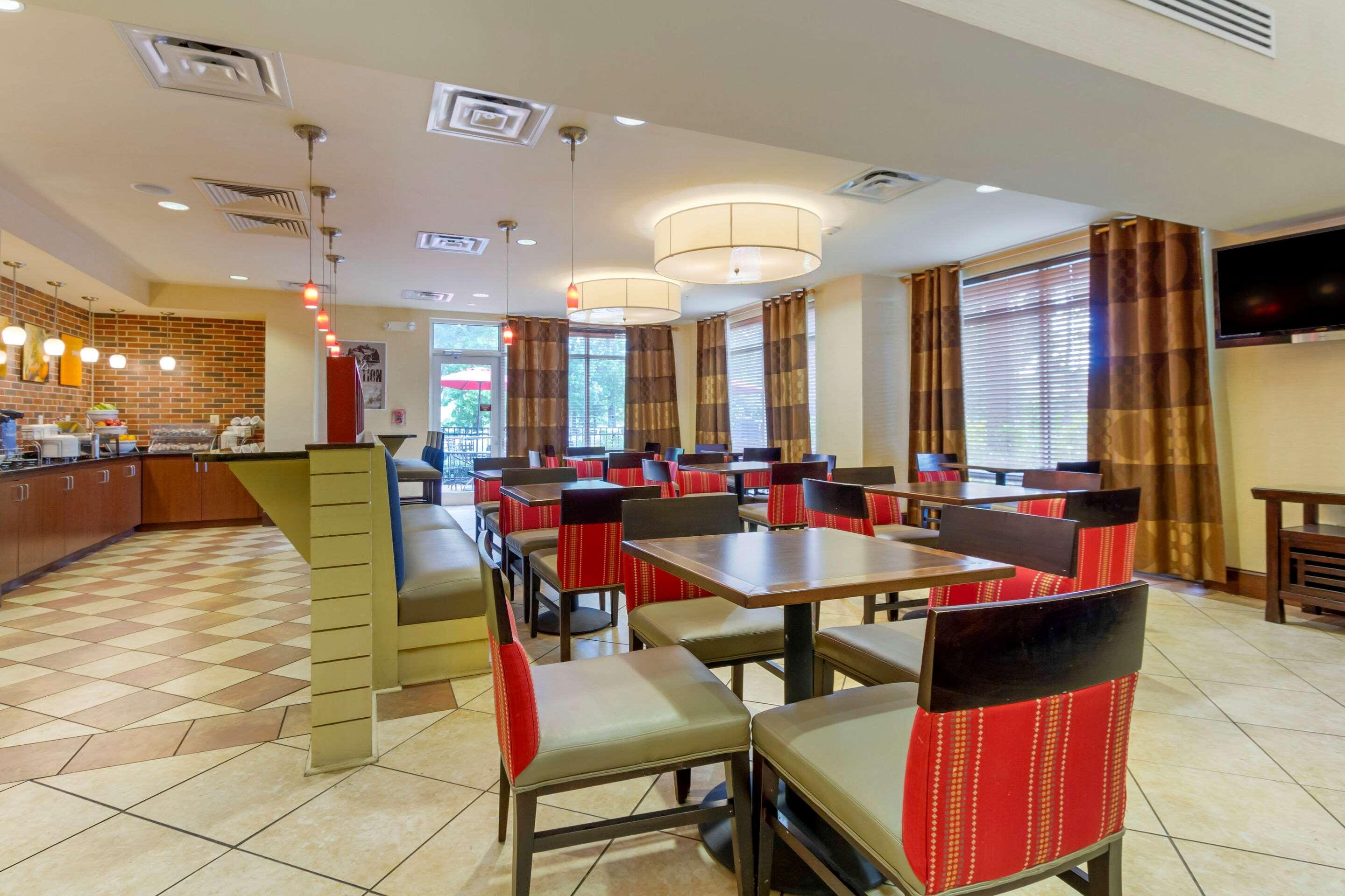 Comfort Suites Charleston West Ashley Kültér fotó