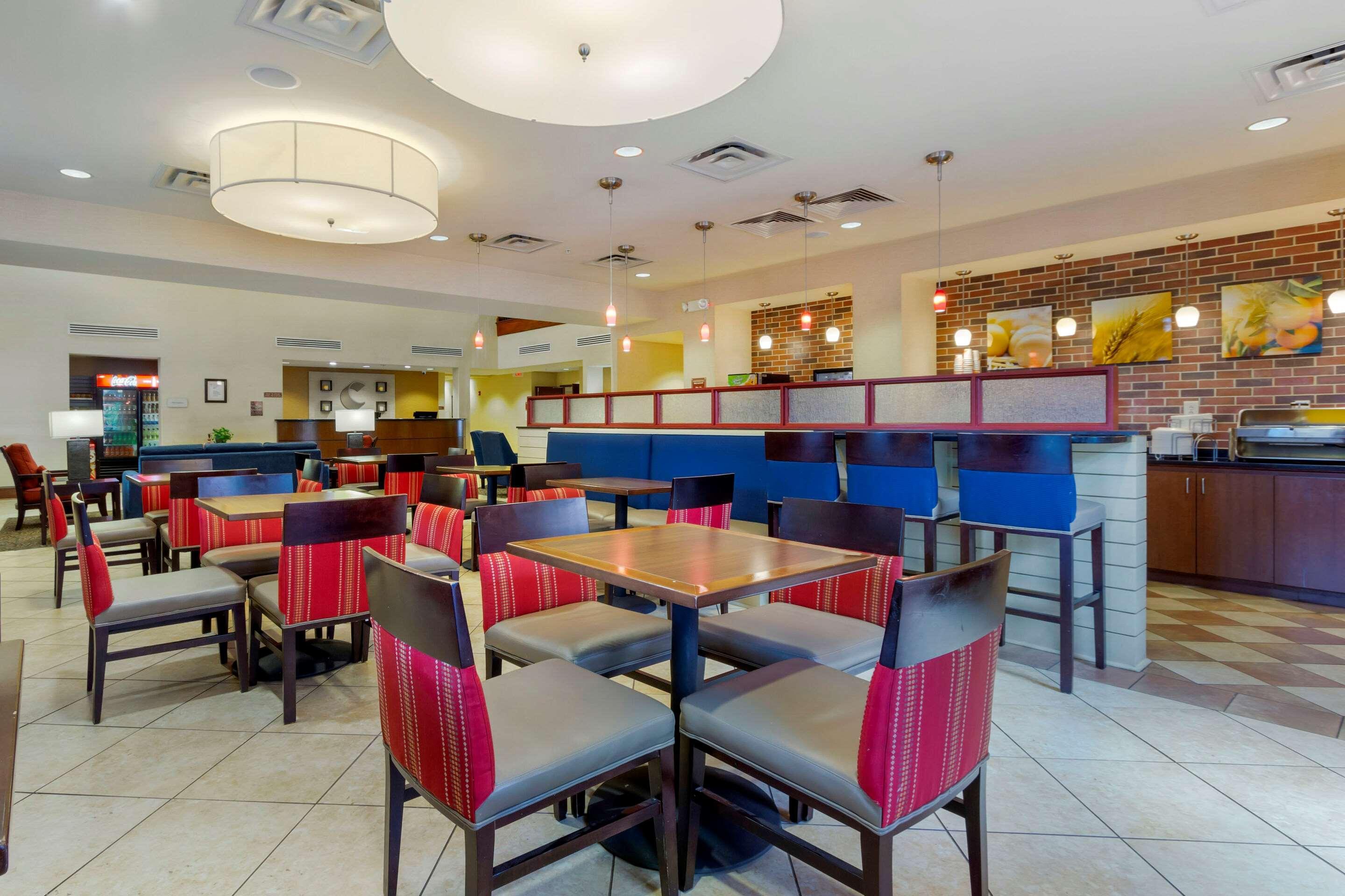 Comfort Suites Charleston West Ashley Kültér fotó